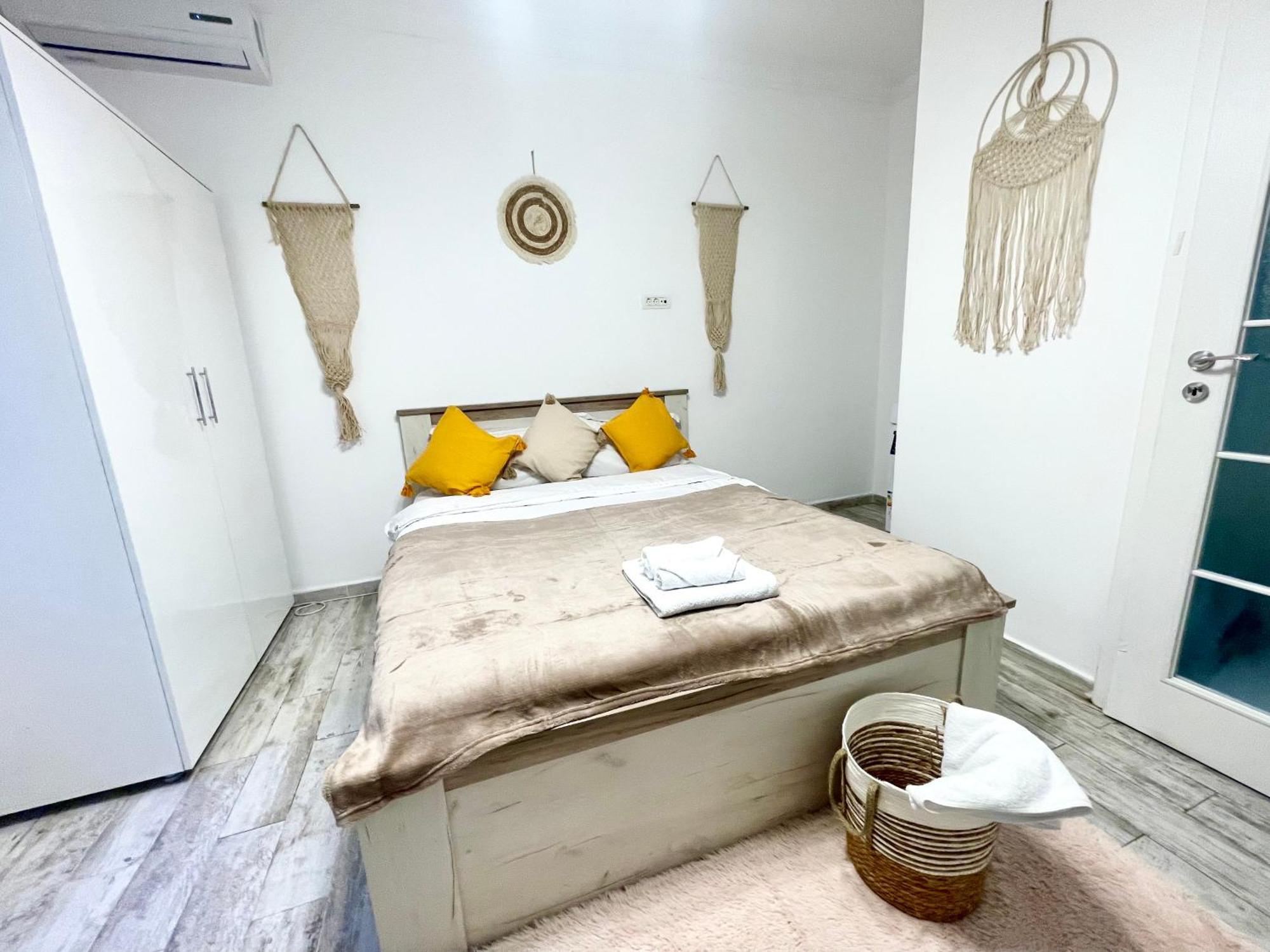 Appartamento Prime 3 Bucarest Esterno foto